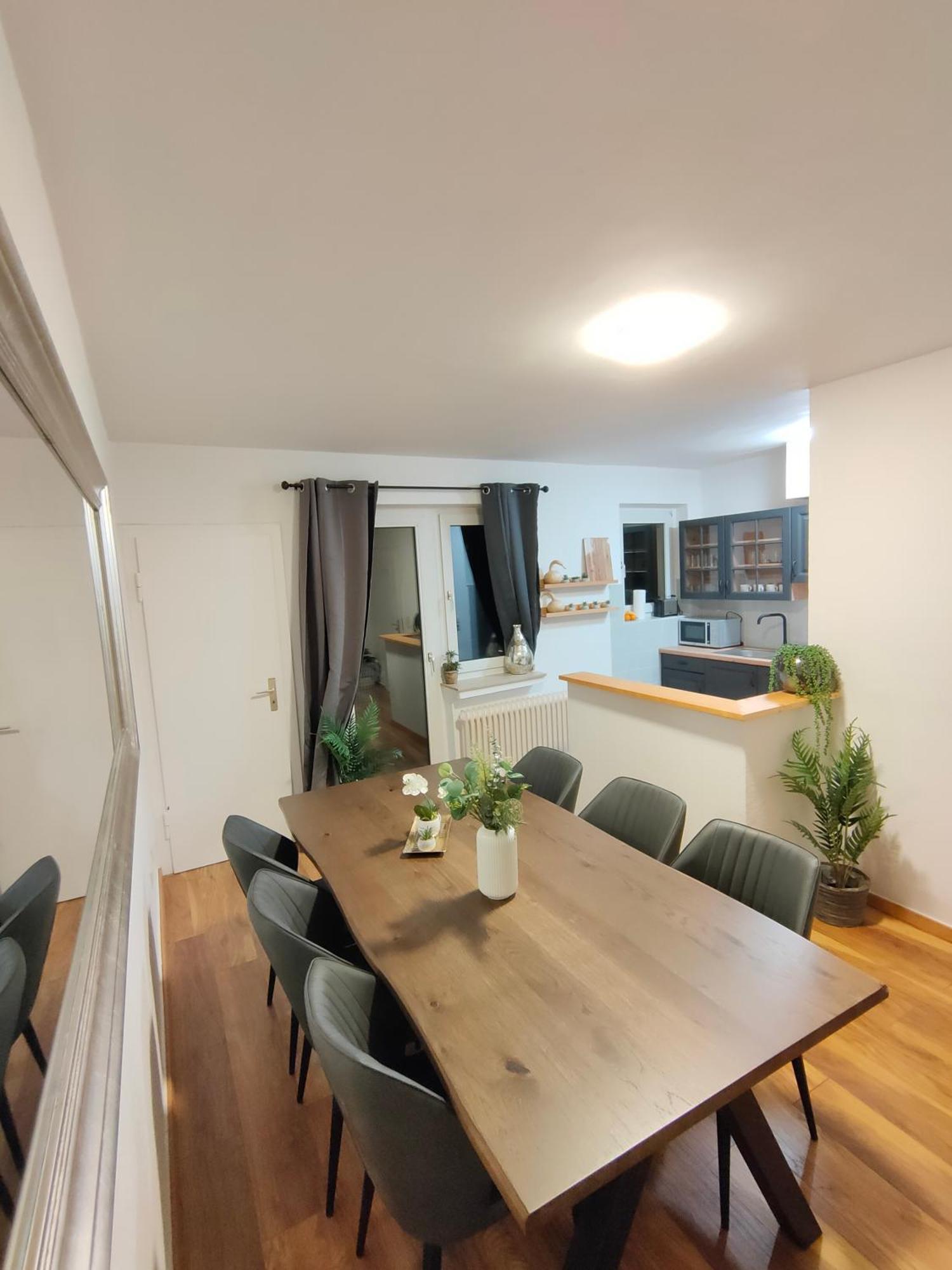 Large Central Apartment - Modern & Fully Equipped - Near Fair Köln Kültér fotó